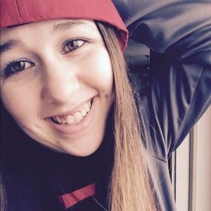 Meet your Posher, Christy